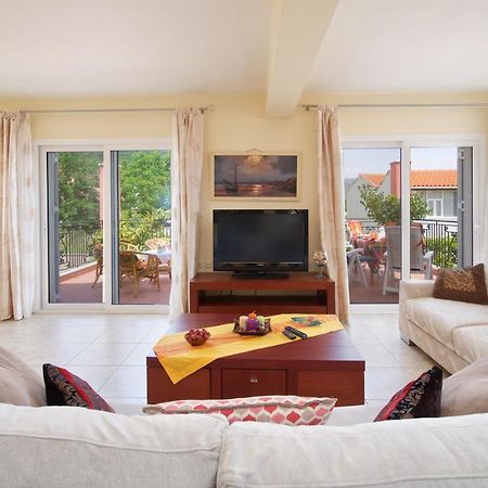 Stella'S Place Karavomylos Dış mekan fotoğraf